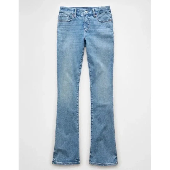 American Eagle women's Curvy High Rise Skinny Kick 20 Short like new. - Picture 5 of 15